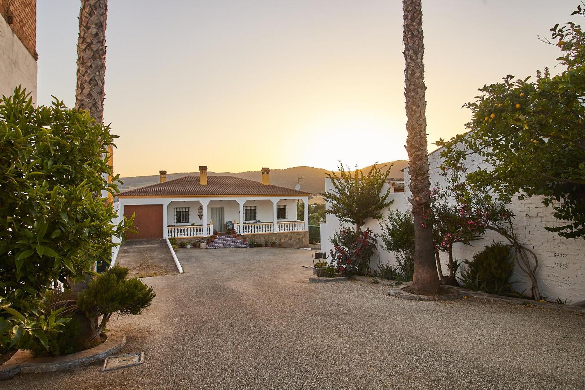 Casa El Prado Con Piscina Y Aparcamiento Villa Arriate Luaran gambar